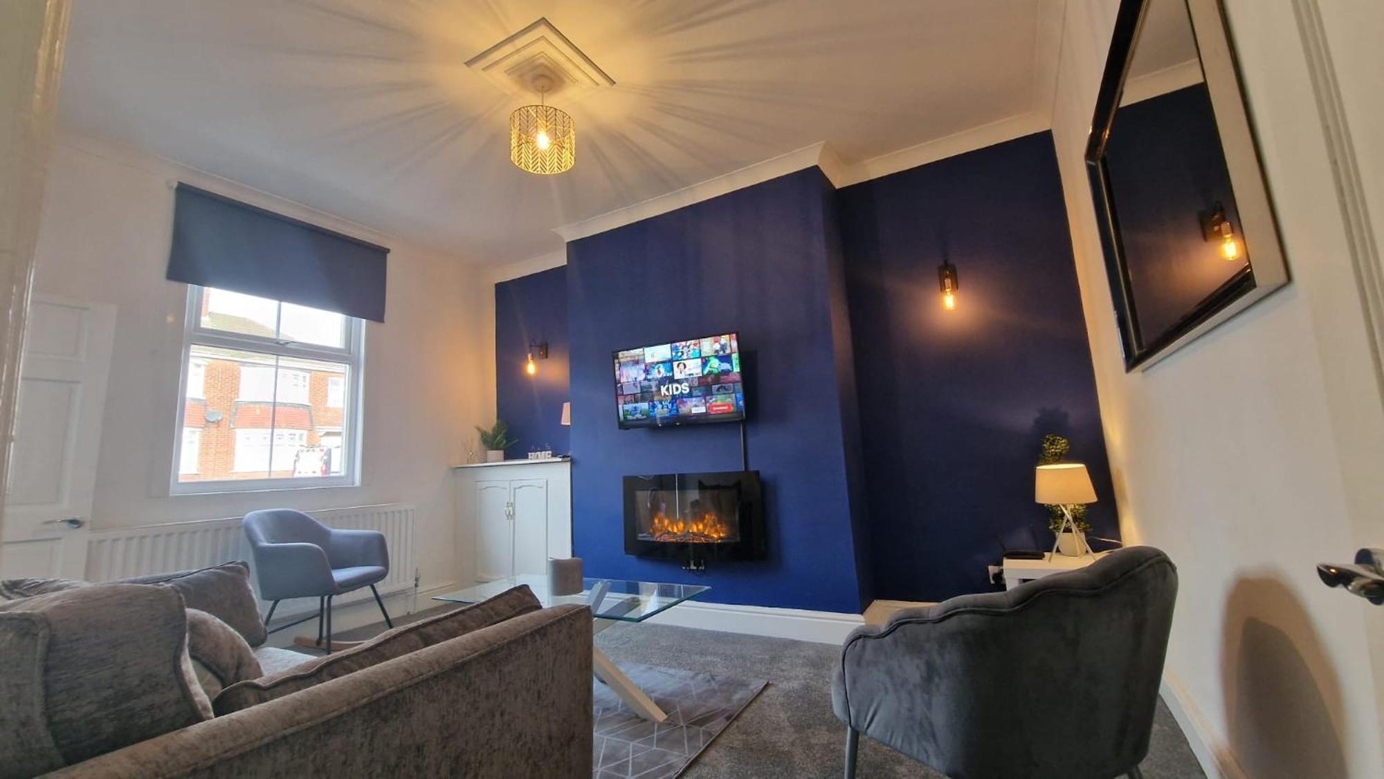 Cosy Home Perfect For Families And Contractors With Free Parking ดาร์ลิงตัน ภายนอก รูปภาพ